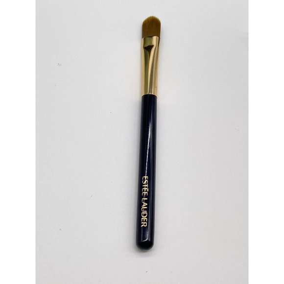 Estee Lauder Makeup Estee Lauder Concealer Brush 5 Poshmark